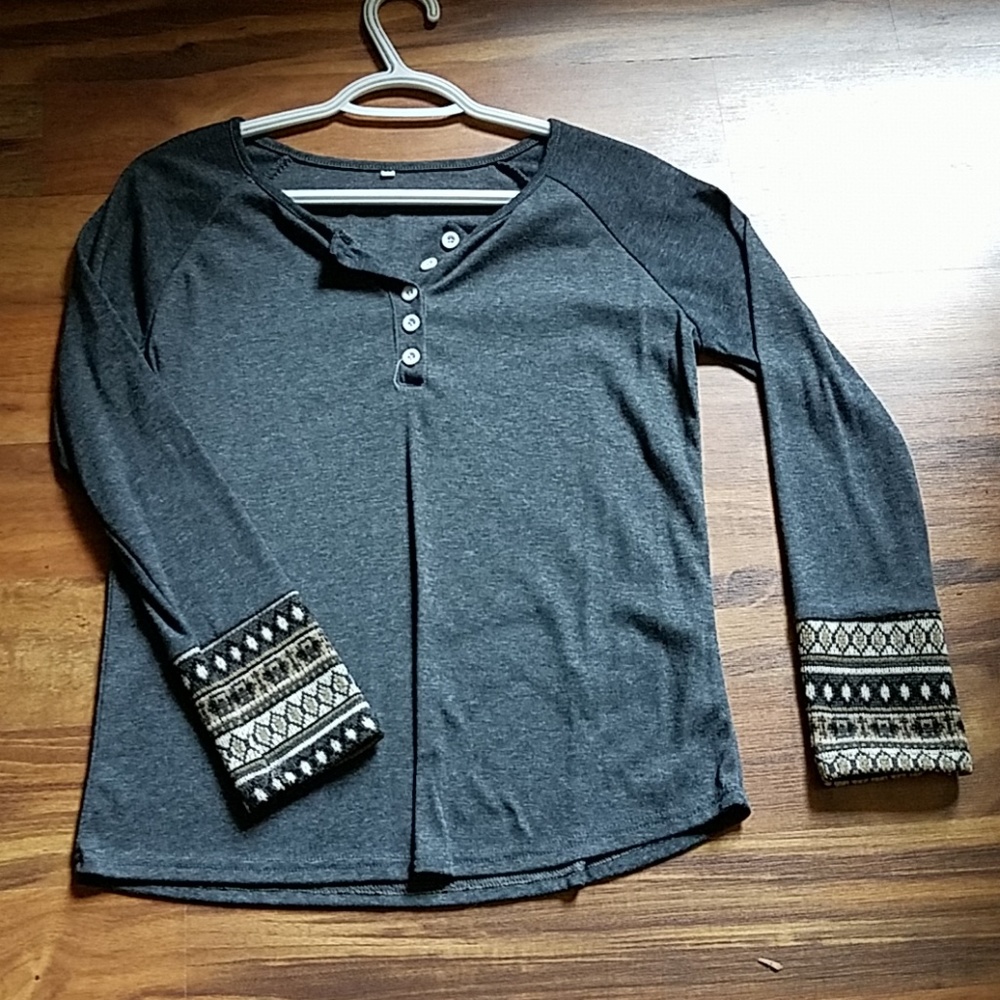 Gray long sleeved shirt